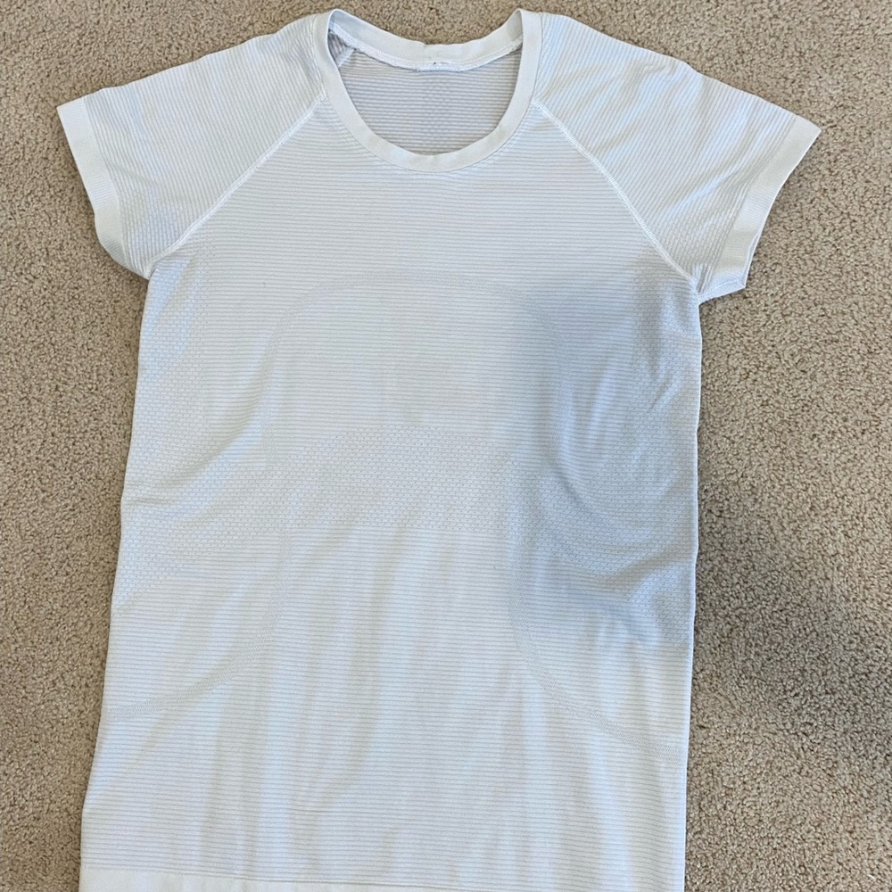White lululemon swiftly!